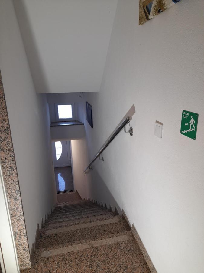 Apartments Donella Umag Exterior photo